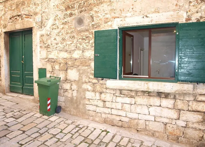 Il Cortile With Garden And Parking